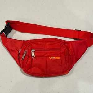 NWOT Red Sport Fanny Pack / Waist Bag / Crossbody